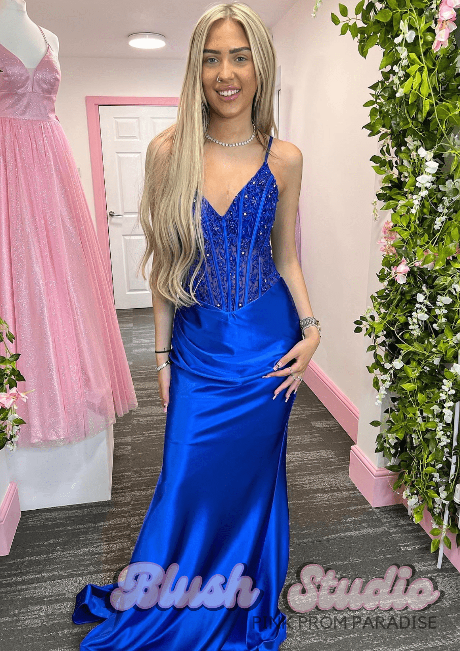 Lucia - Blush Studio