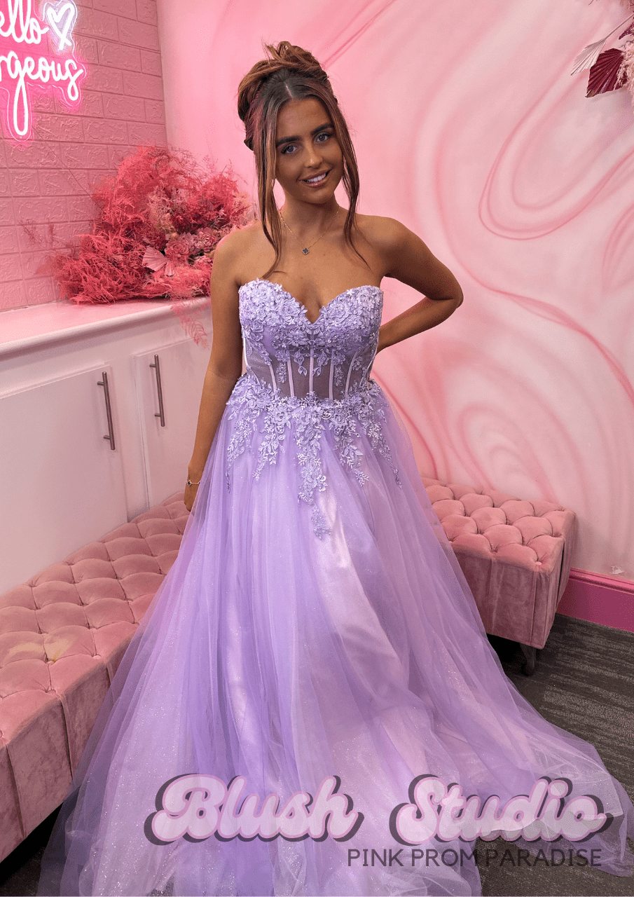 Suzi - Blush Studio