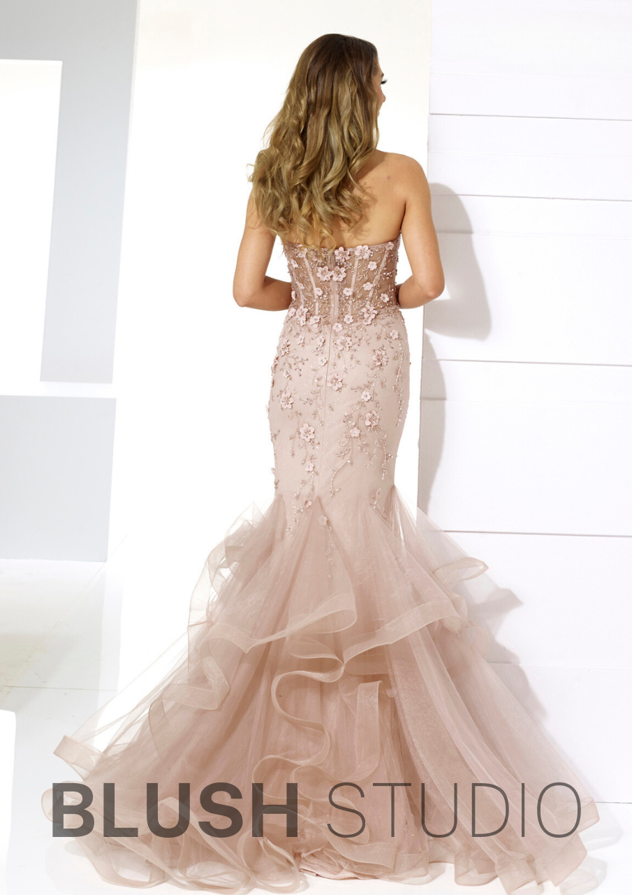 The Elizabeth Dress