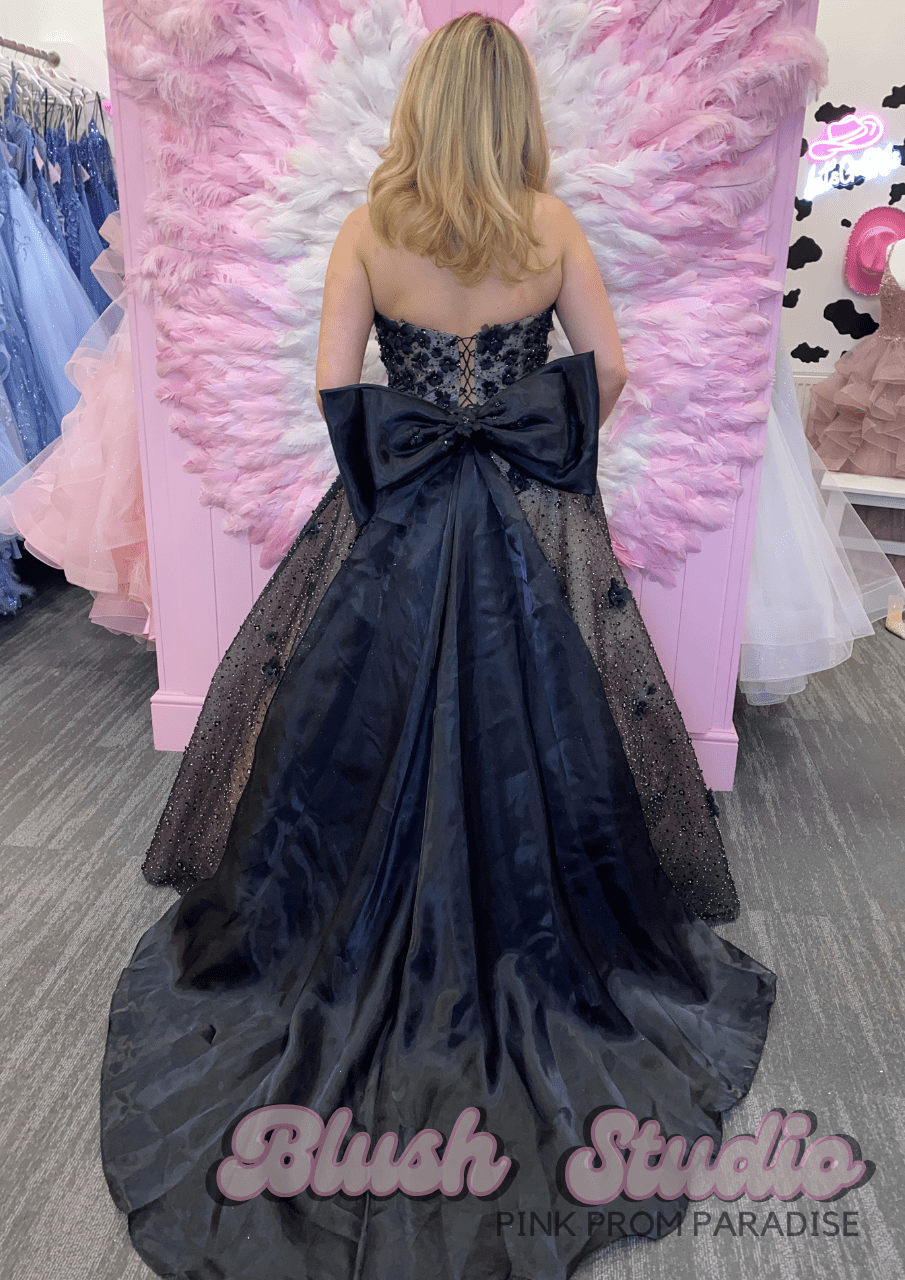 Valentina - Blush Studio