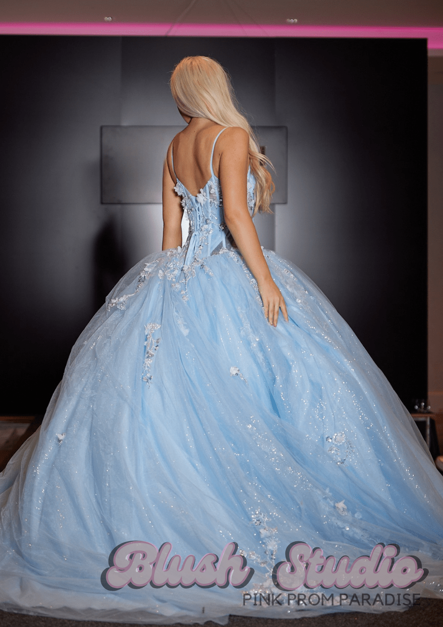 Huda - Blush Studio
