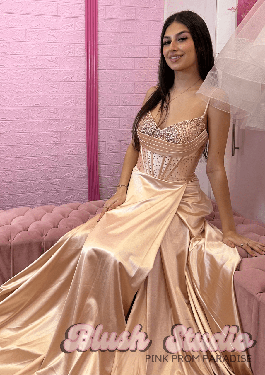 Nadia - Blush Studio