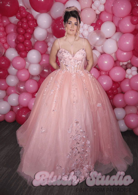 Huda - Blush Studio