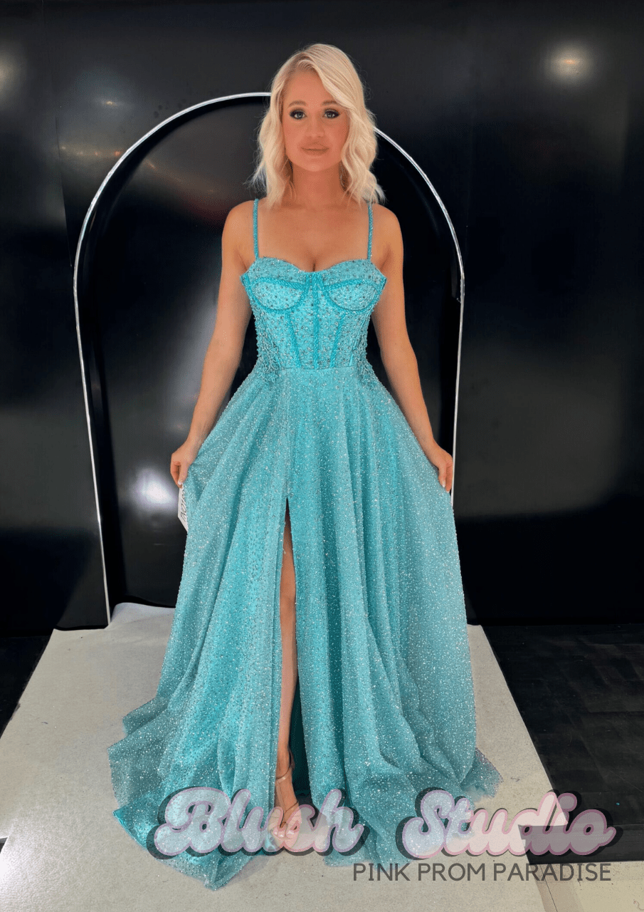 Winnie - Blush Studio