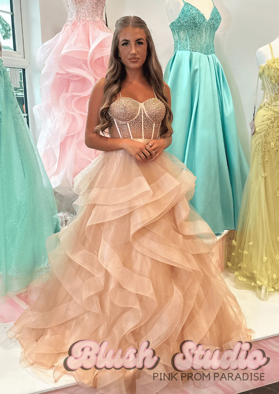 Trinity - Blush Studio