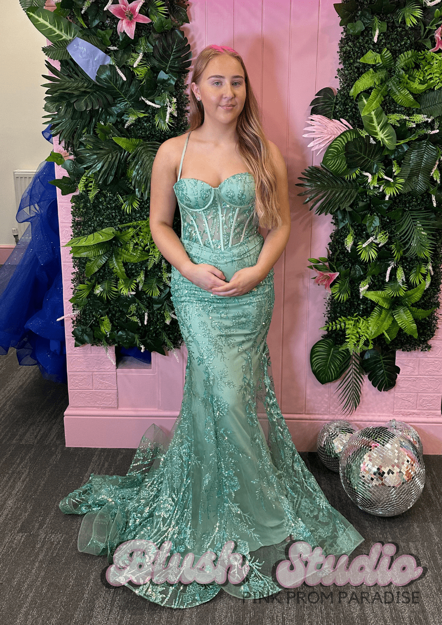 Cora - Blush Studio