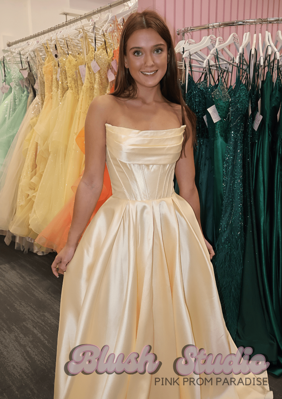 Francine - Blush Studio