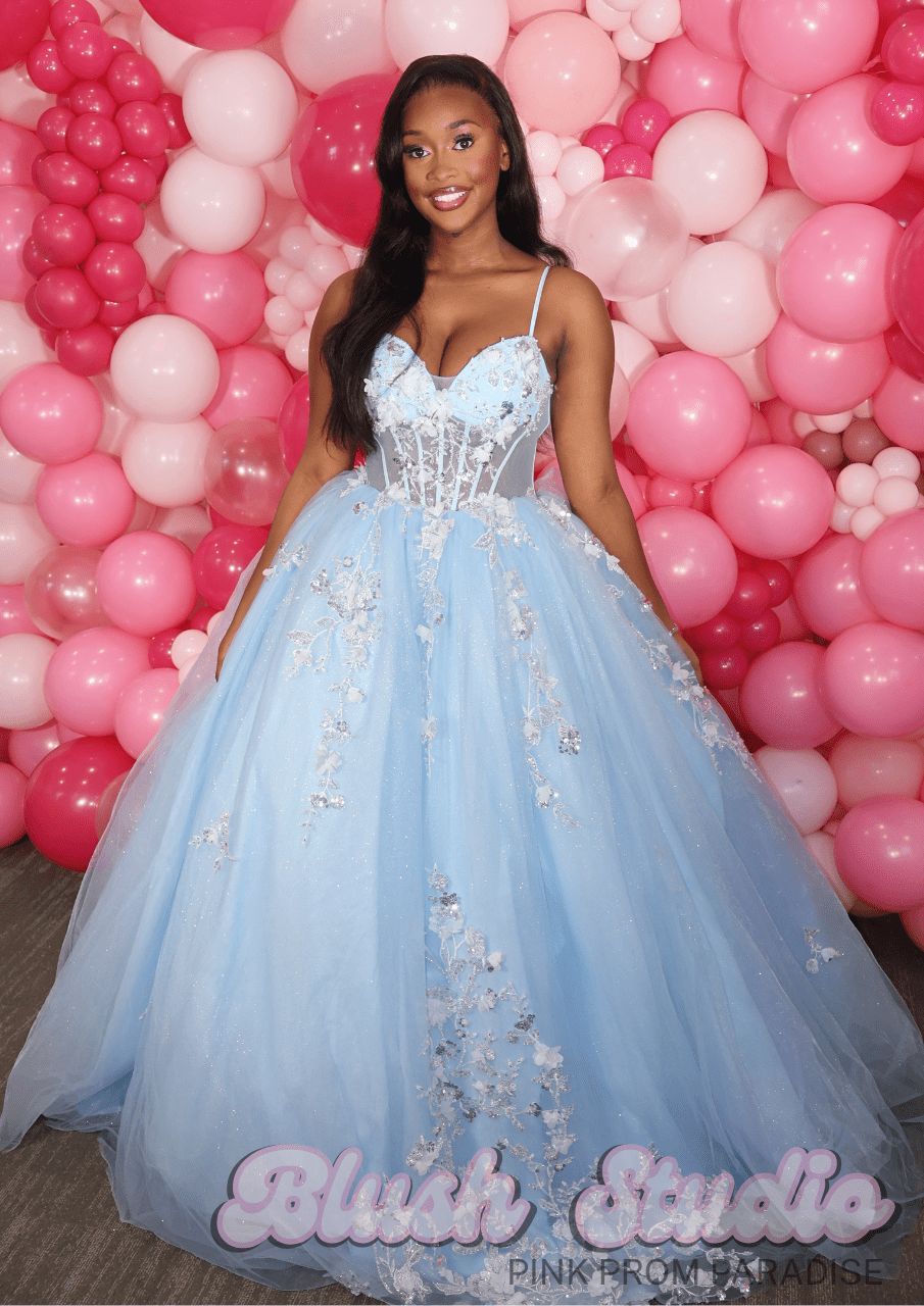 Huda - Blush Studio