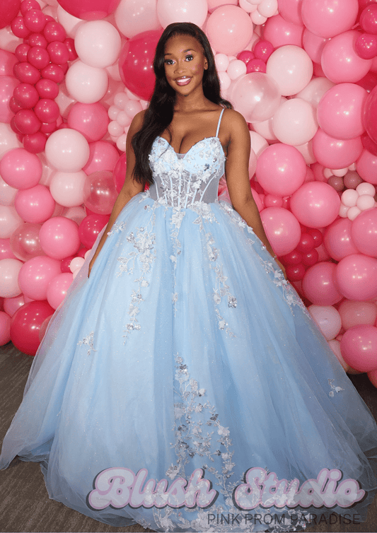 Huda - Blush Studio