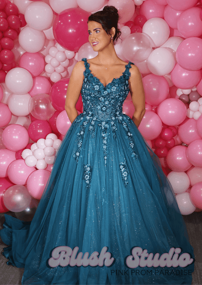 Verity - Blush Studio