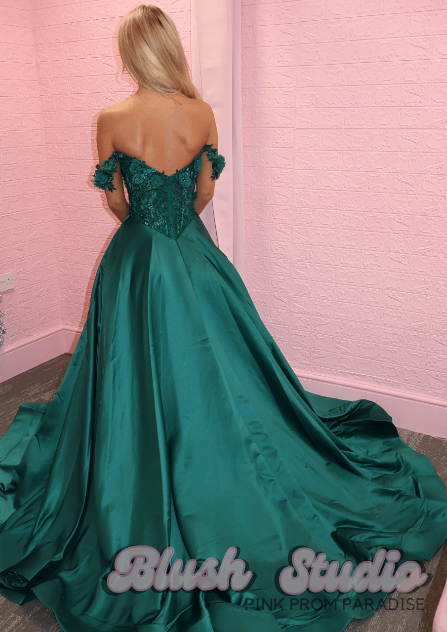 Delilah - Blush Studio