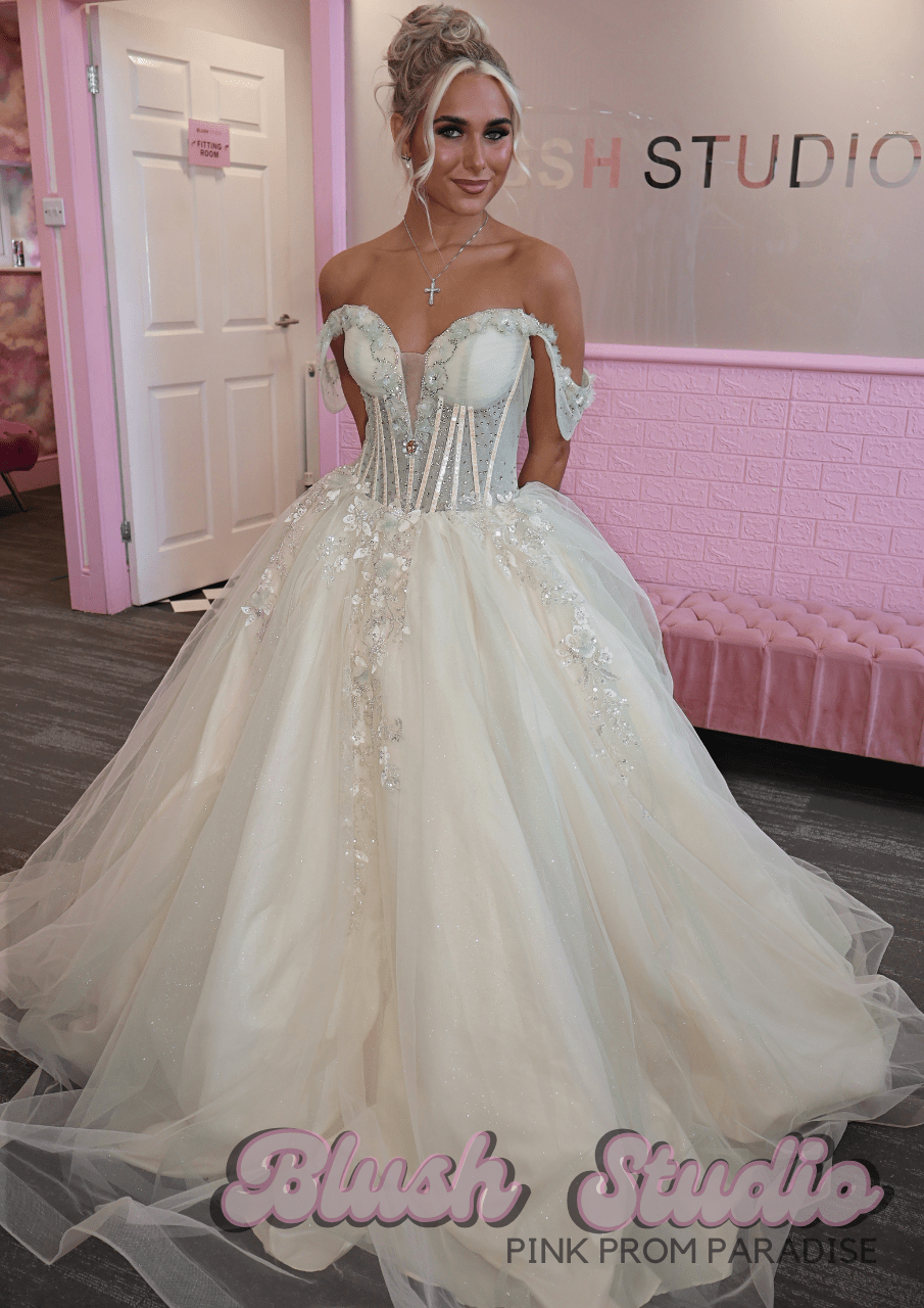 Venezuela - Blush Studio