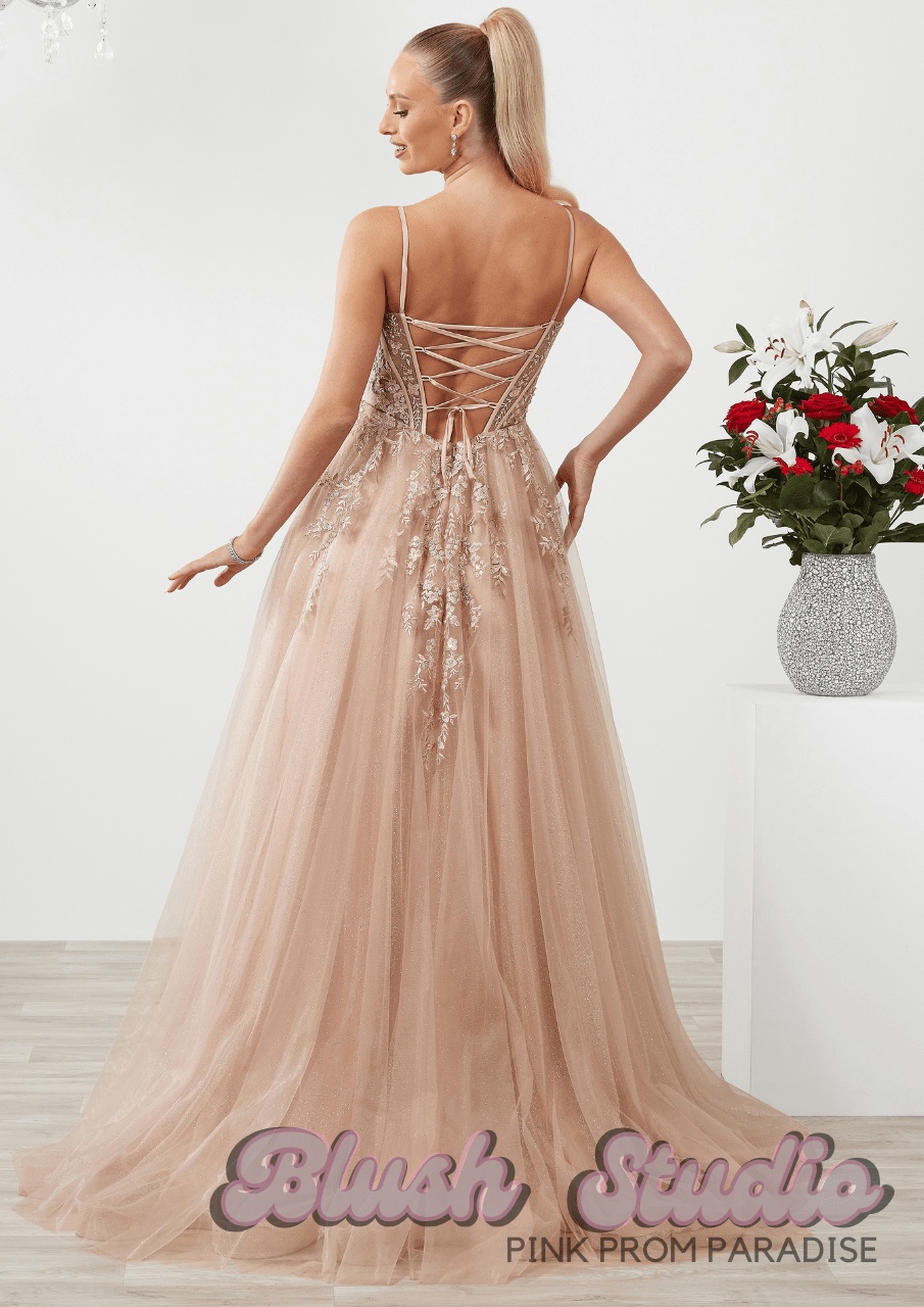 Bessie - Blush Studio