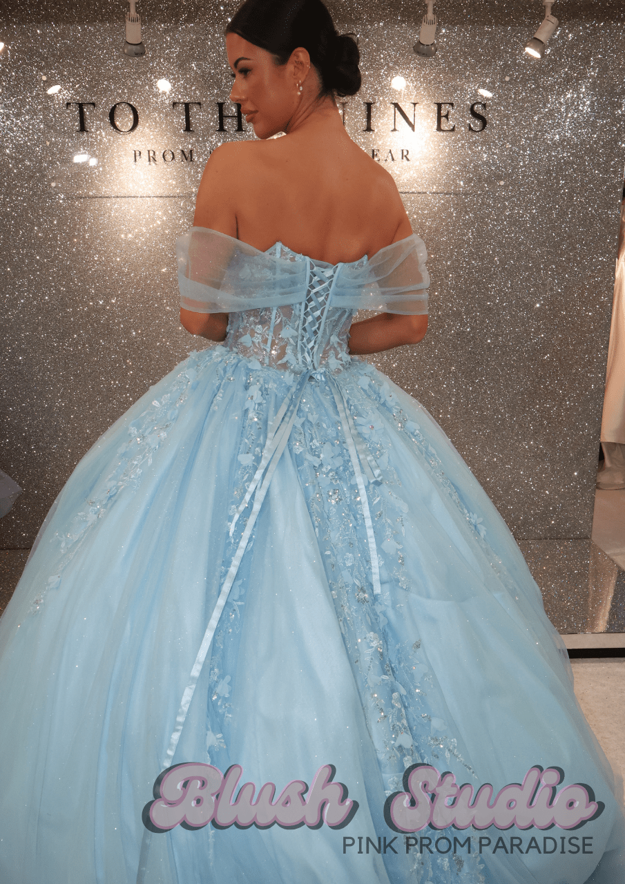 Holly - Blush Studio