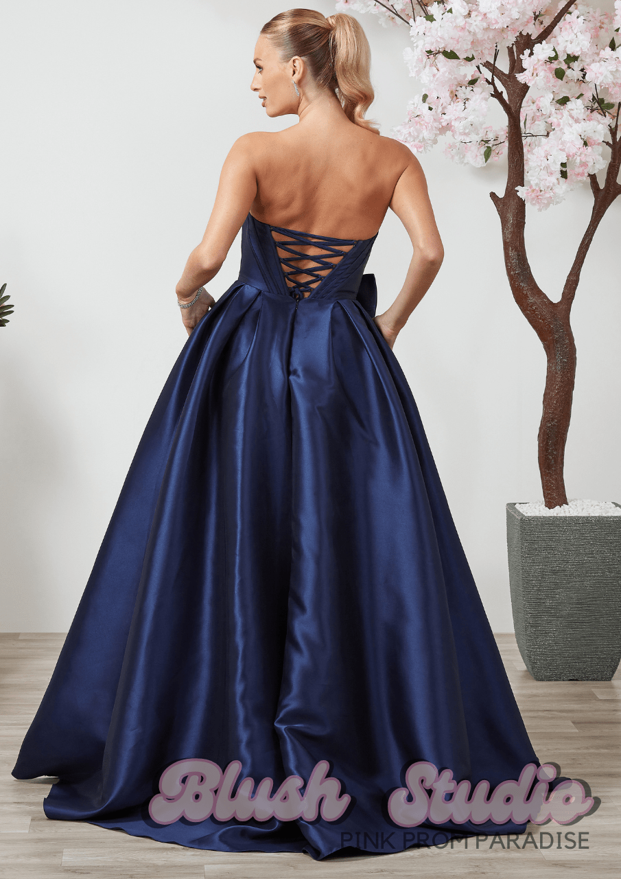 Charlotte - Blush Studio