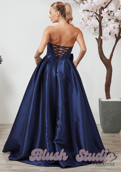 Charlotte - Blush Studio