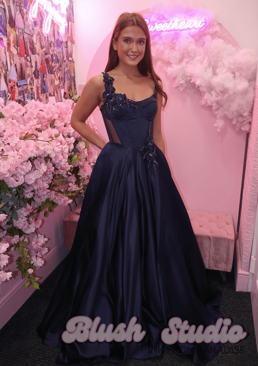 Trixie - Blush Studio