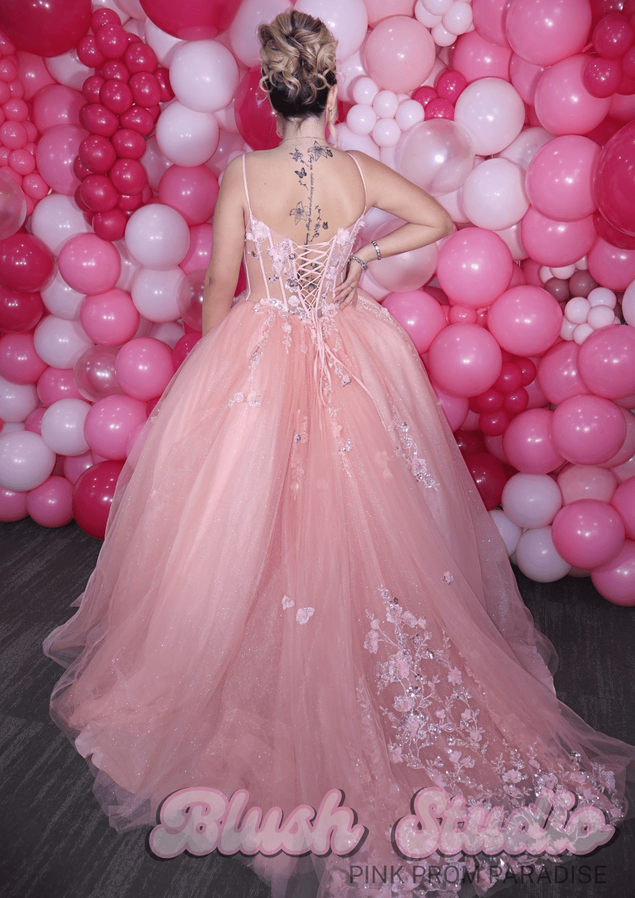 Huda - Blush Studio