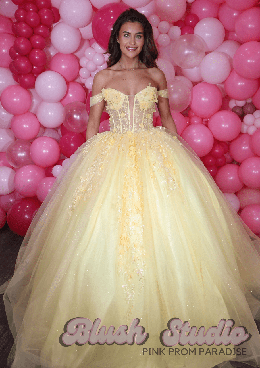 Holly - Blush Studio