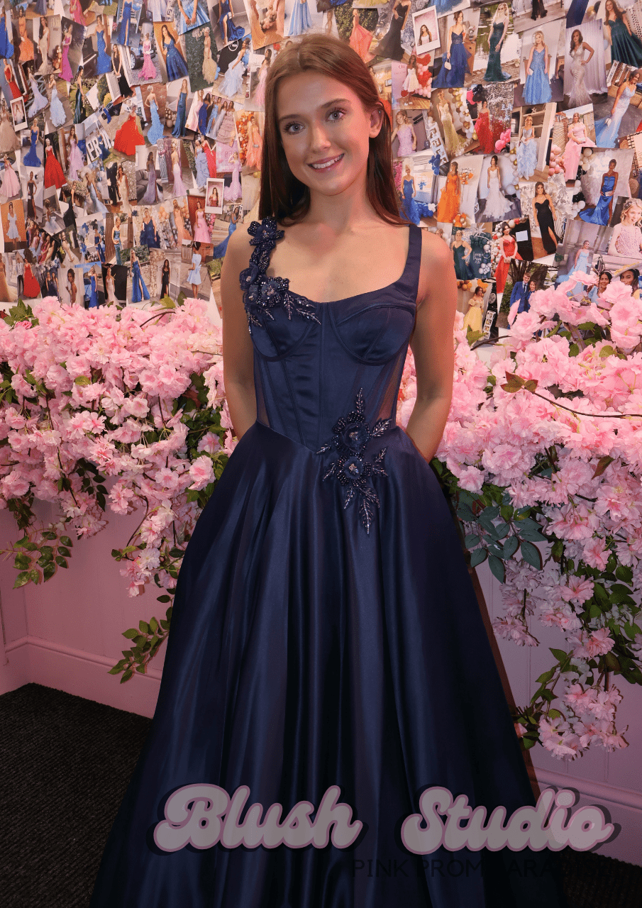 Trixie - Blush Studio