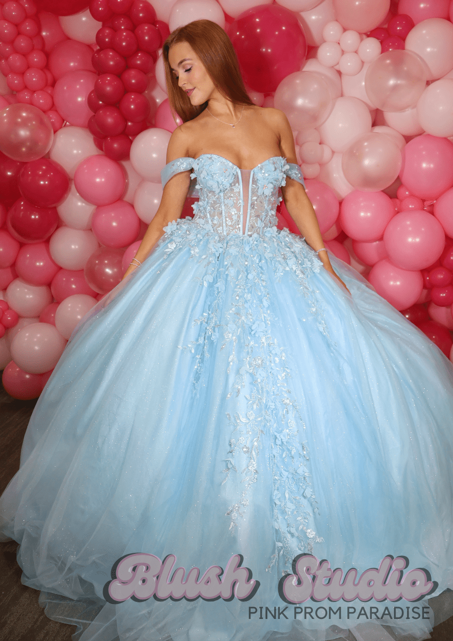 Holly - Blush Studio