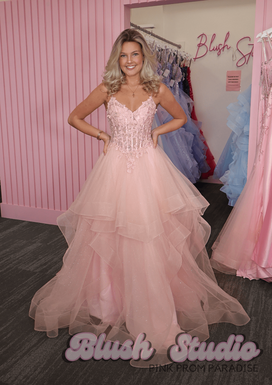 Ellie - Blush Studio