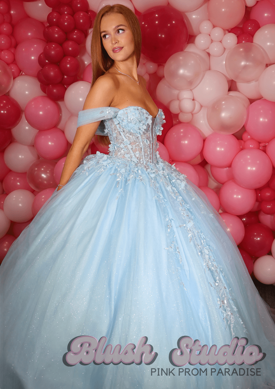 Holly - Blush Studio