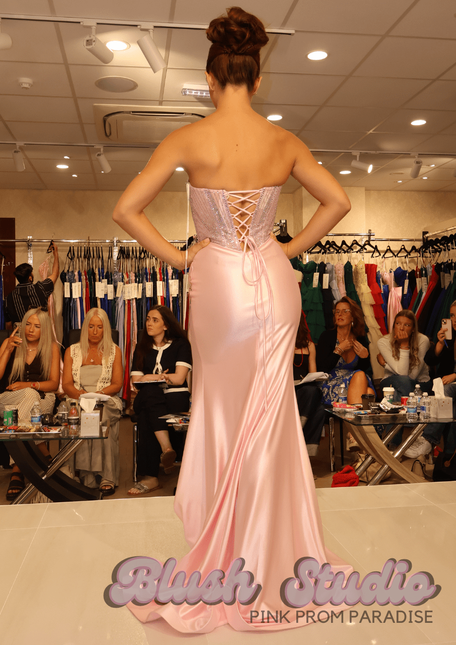 Dallas - Blush Studio