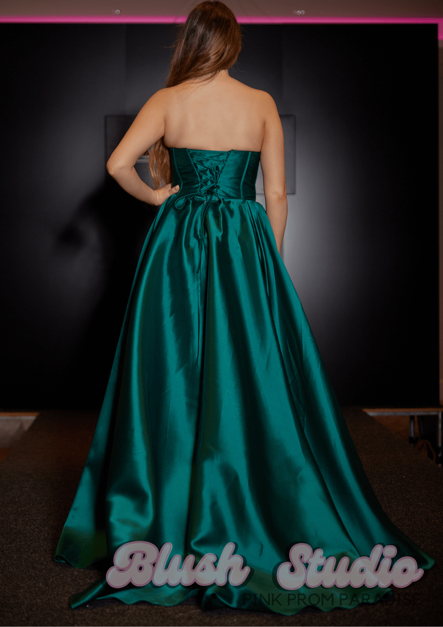 Francine - Blush Studio