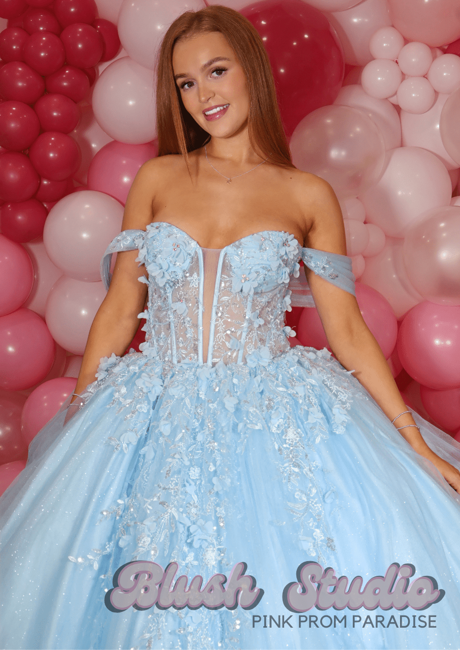 Holly - Blush Studio